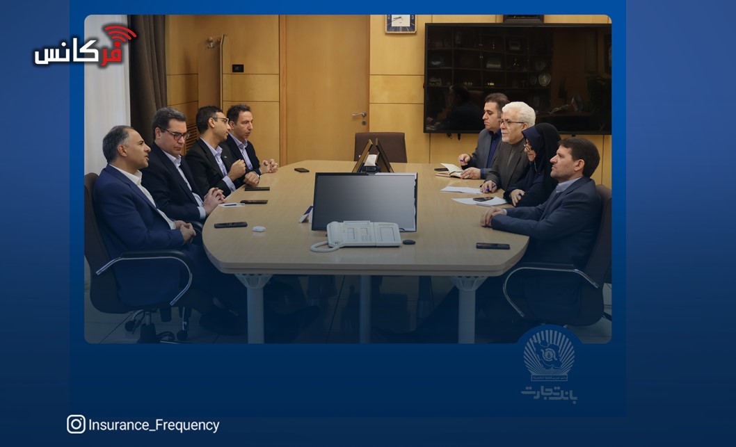 در جریان دیدار مدیران عامل بانک تجارت و شرکت ملی صنایع پتروشیمی تاکید شد: آمادگی بانک تجارت برای حمایت بیشتر از صنعت نفت، گاز و پتروشیمی