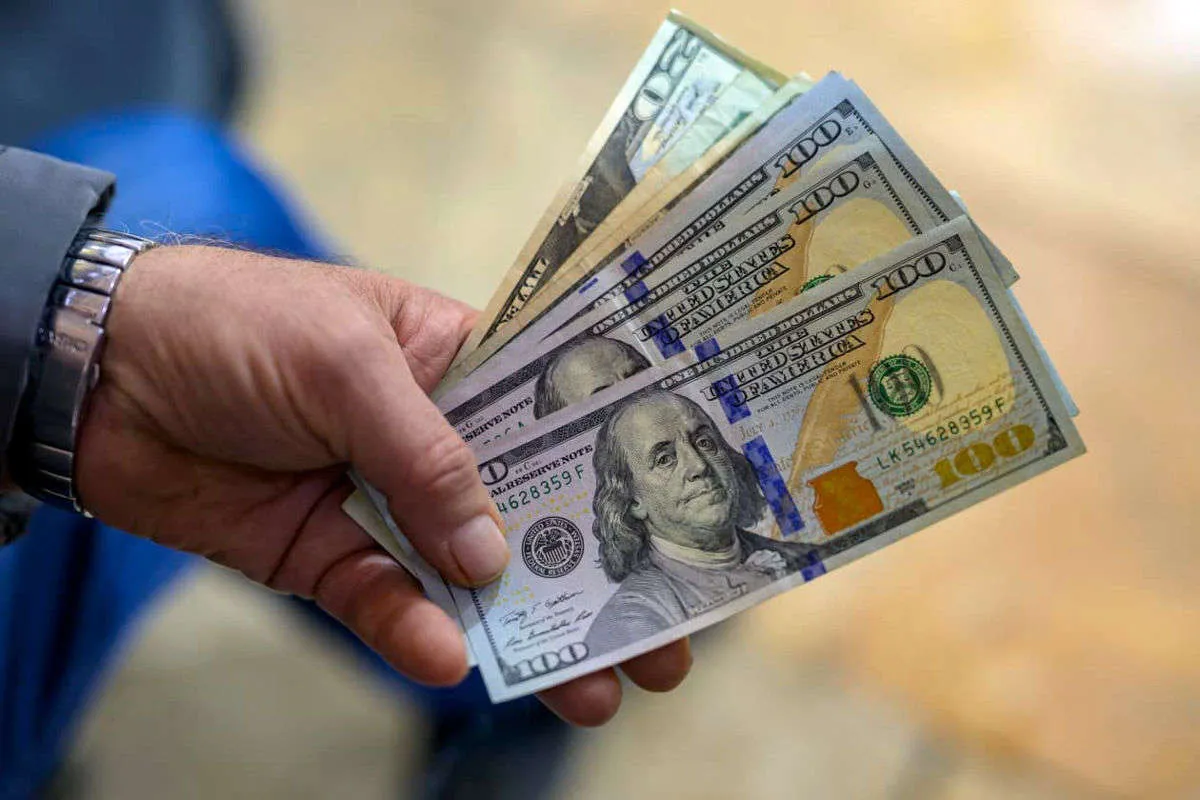 قیمت دلار امروز شنبه ۵ اردیبهشت ۱۴۰۵ + جدول