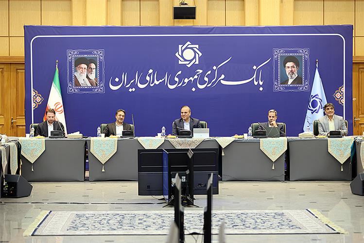 توسعه چک الکترونیک و اصلاح نظام پرداخت با جدیت دنبال می‌شود