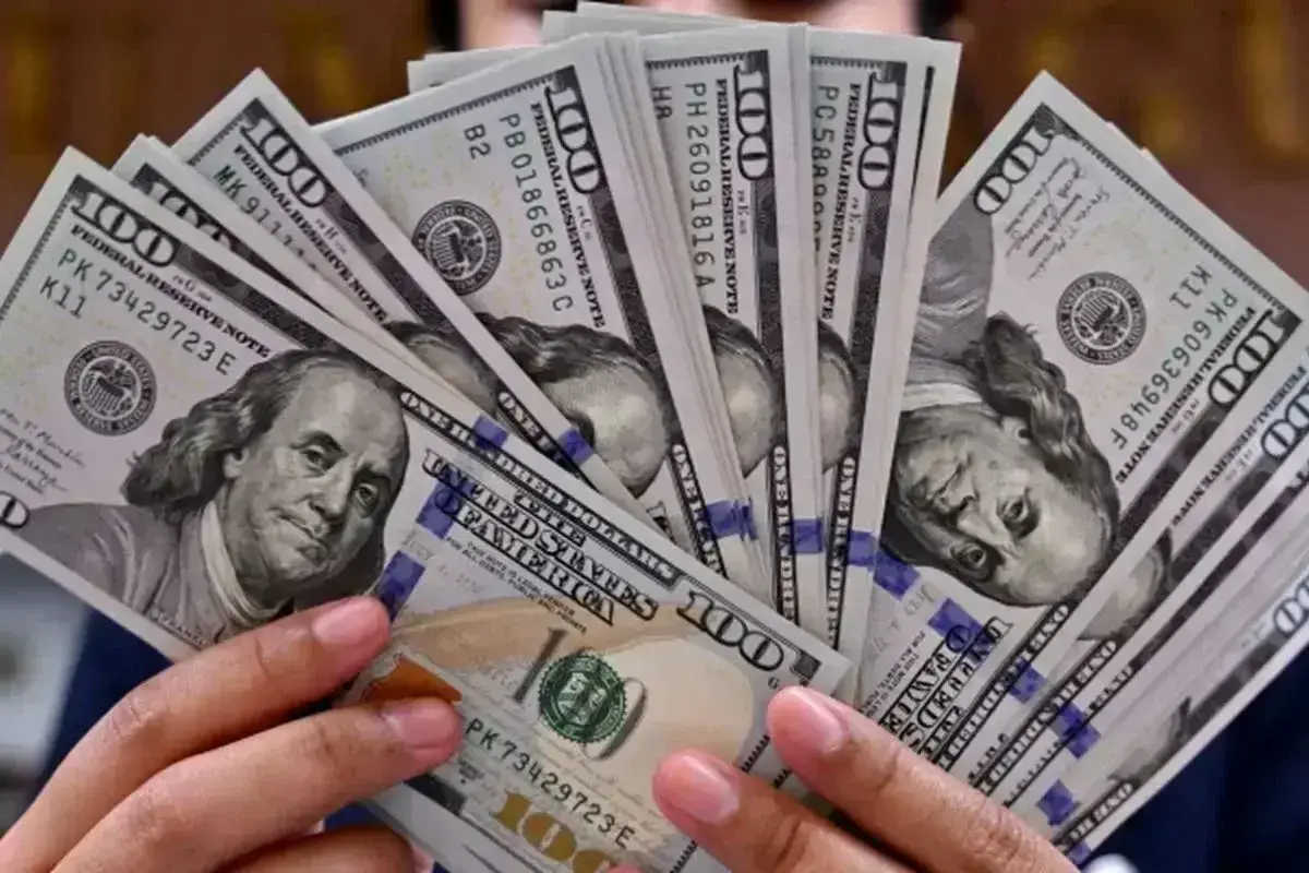 قیمت دلار امروز در بازار آزاد دوشنبه ۱۸ خرداد