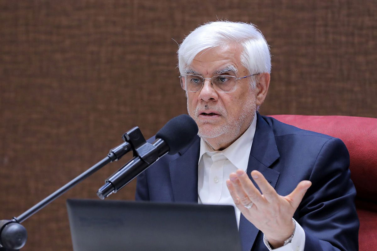 انتقاد تند عارف درباره امنیت سایبری بانک‌ها