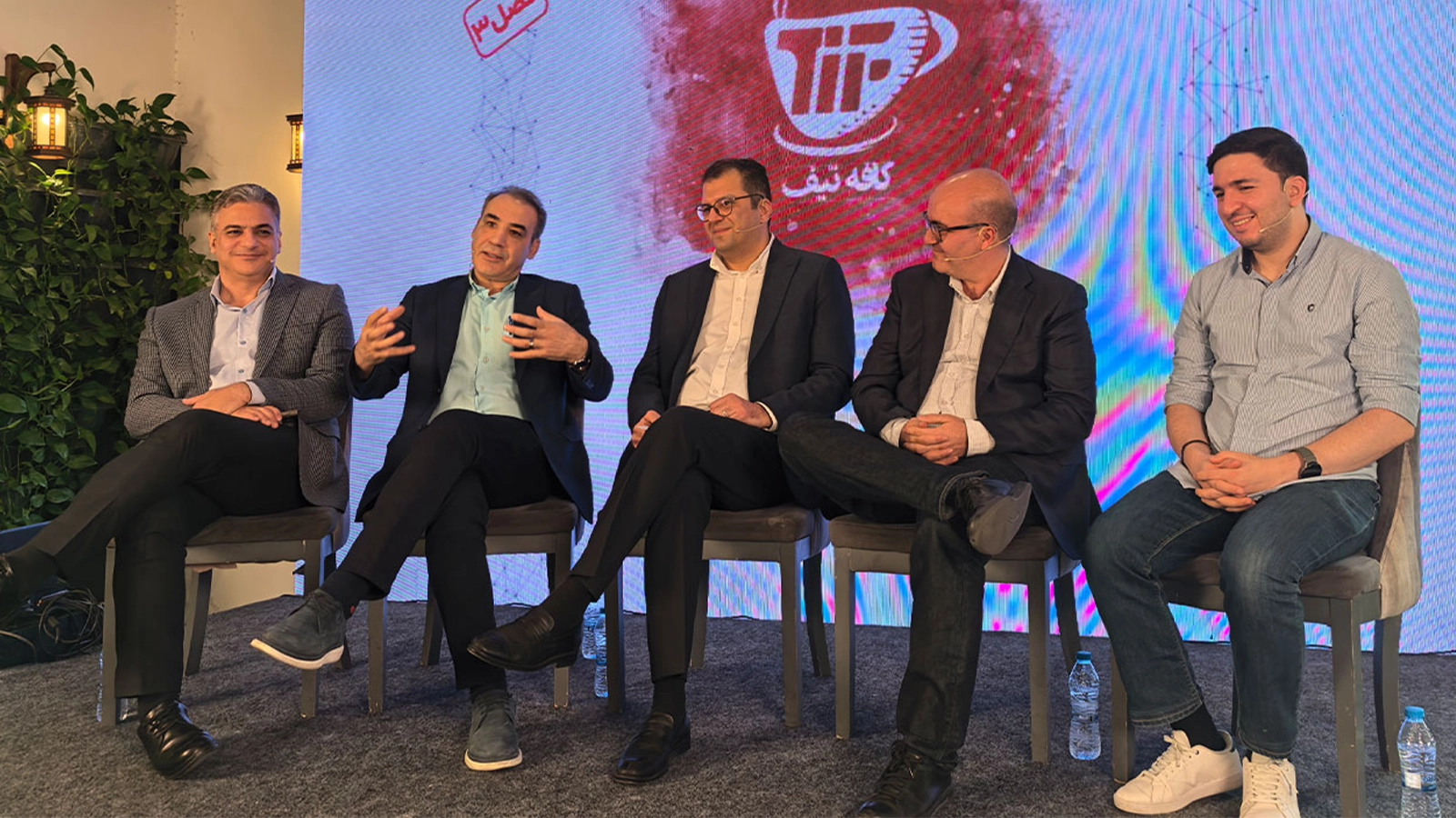 داوود محمدبیگی: چرا بانک‌ها از تسهیلات خُرد عقب‌نشینی کردند؟