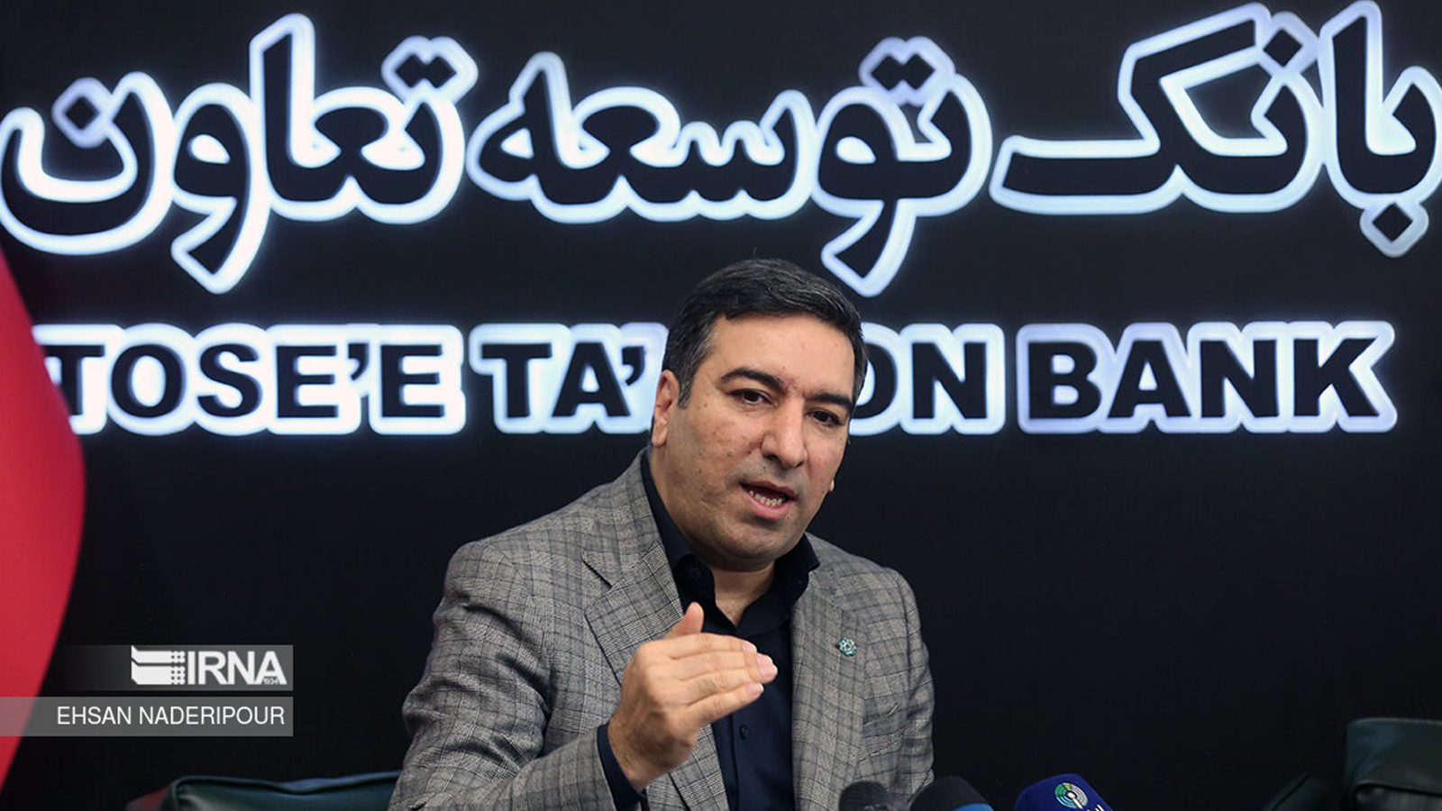 بانک توسعه تعاون می‌خواهد تا پایان سال سرمایه‌اش را ۴ برابر کند و طی سه سال ۶۰ درصد تسهیلات خرد را راهی تولید کند