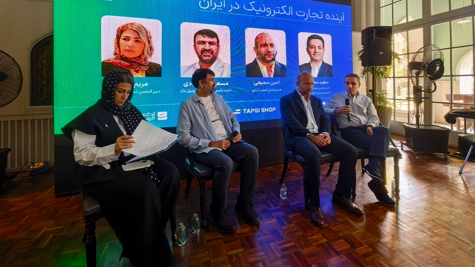 گزارش تجارت الکترونیک ایران در سال ۱۴۰۳ منتشر شد؛ دو بازار ۸۹ هزار میلیارد تومانی در دو سوی اقتصاد آنلاین