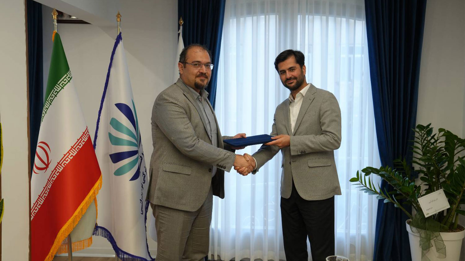 علی تولیت مدیرعامل صندوق سرمایه‌گذاری خطرپذیر شرکتی نوآوری تجارت شد