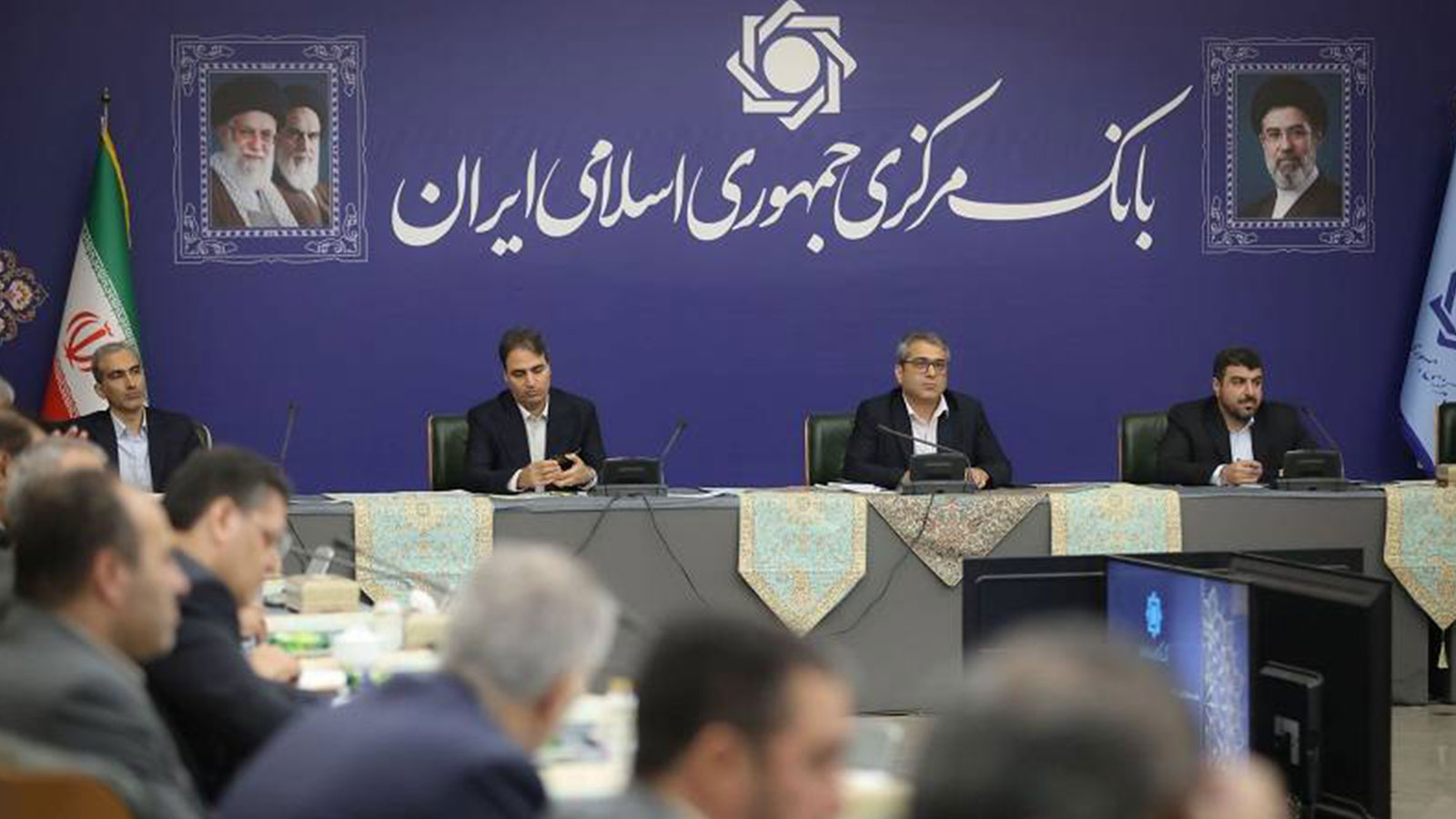 بانک مرکزی: برخی افراد برای پولشویی تا ۱۳۰ حساب وکالتی داشته‌اند
