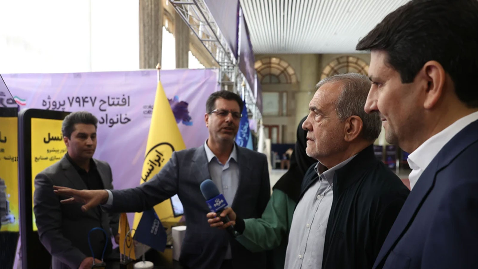 ایرانسل ۹۴۶ پروژه ارتباطی را با حضور رئیس‌جمهور به بهره‌برداری رساند